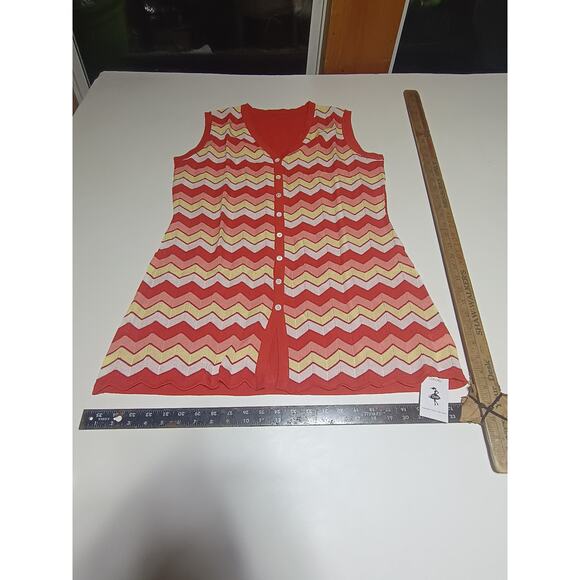 Retro Red & White Chevron Knit Tunic - Size Medium - NWT - Picture 1 of 6